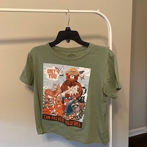 Green Smokey Bear tee